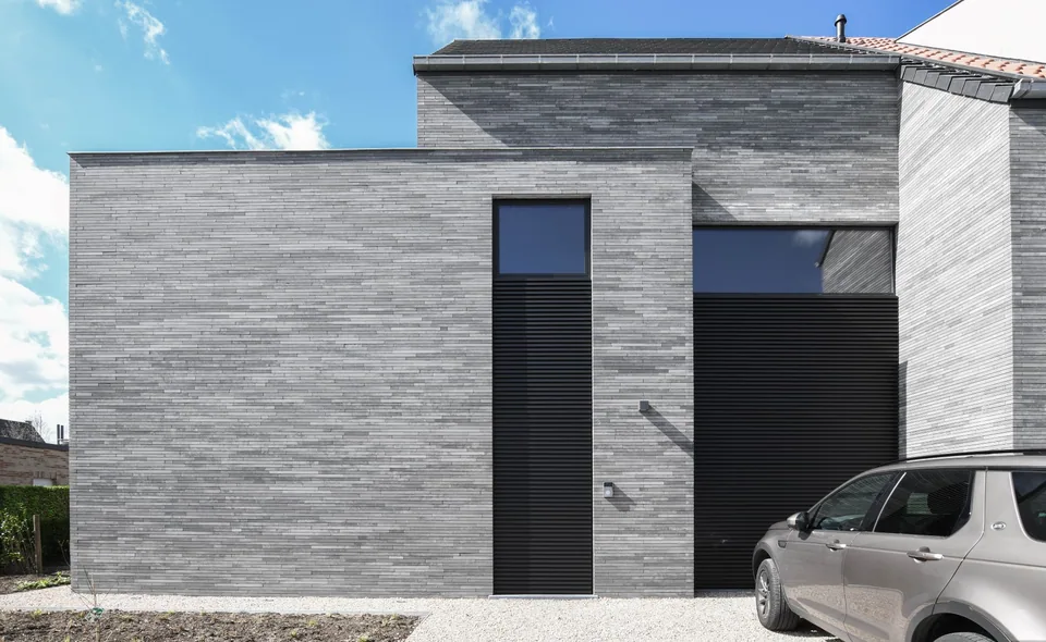 Nieuwbouwwoning half-open in Brugge – J.A.N Plus Architecten